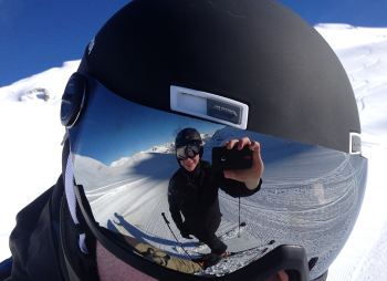 Skihelm mit Visier